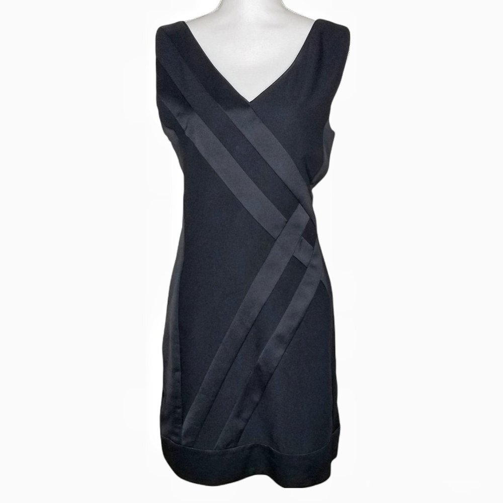 White House Black Market Size 10 Sleeveless Black Shift Dress Women's #3044